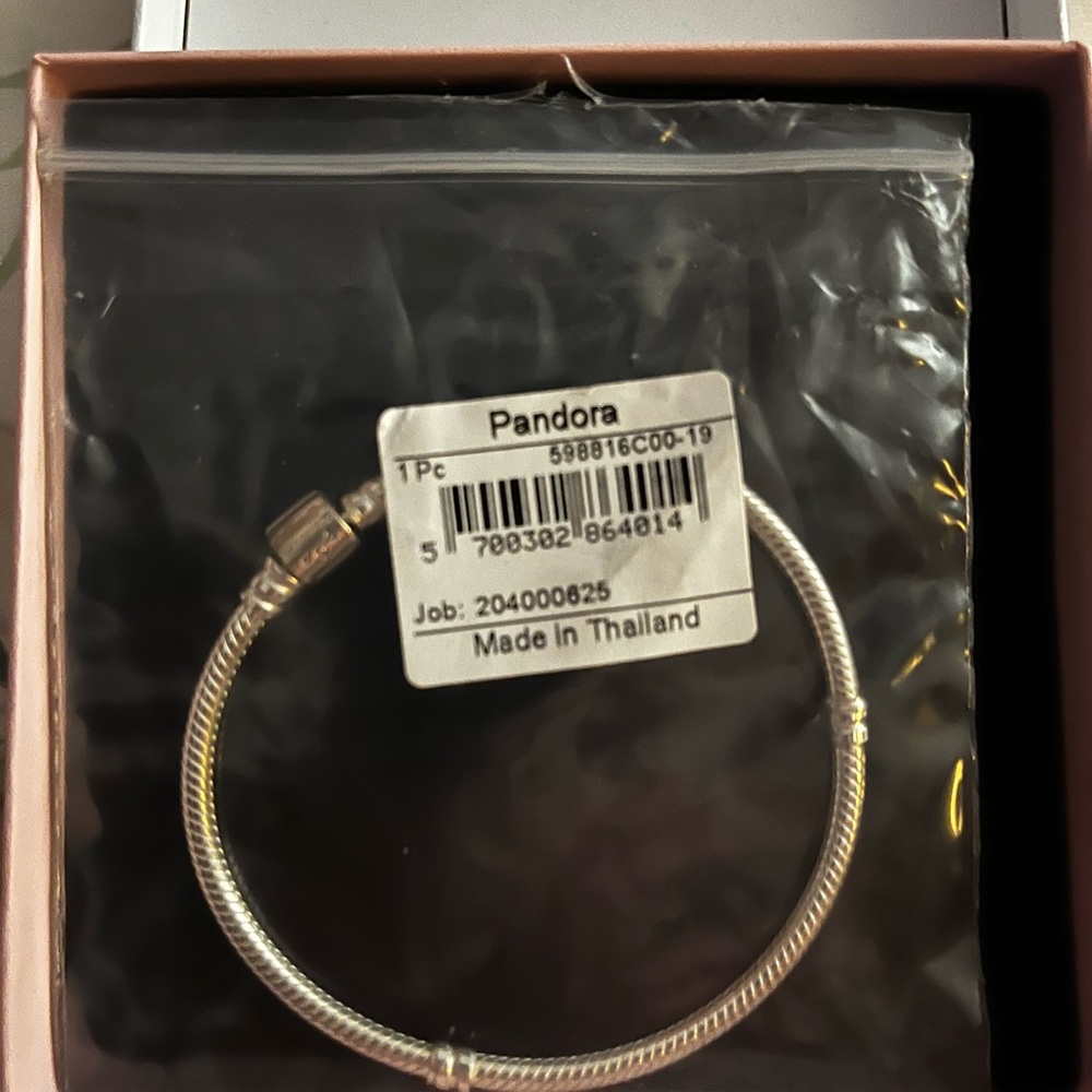 Brand New Boxed PANDORA Bracelet